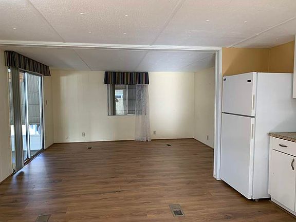 3rd image of 12100 Seminole Blvd Lot 172