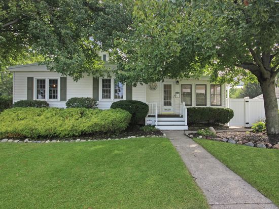 8629 Liable Rd, Highland, IN 46322