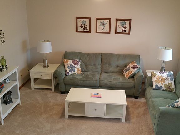 2nd image of 3304 S Bryn Mawr Dr