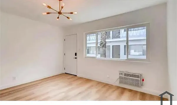 3824 Overland Ave #3 — Photo 5