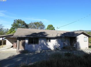 251 SE Grape Ave, Winston, OR 97496