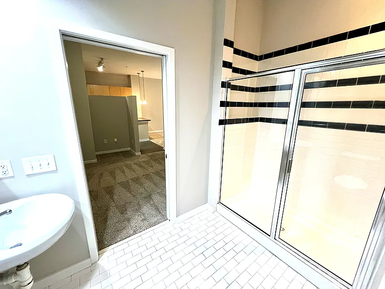 2125 Southend Dr #145 — Photo 8