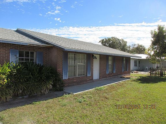 4th image of 1266 Honeytree Ln W