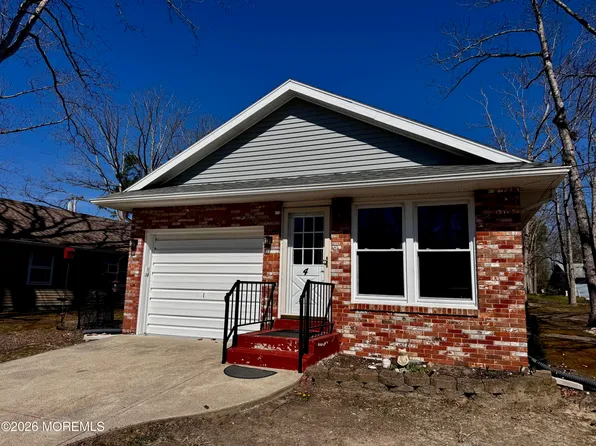 4 Dogwood Road, Stafford, NJ 08050