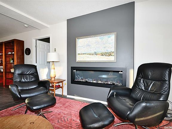 5th image of 395 River St E #201