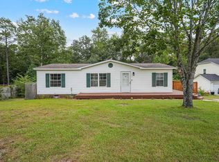 579 Lakerun Dr, Bunnlevel, NC 28323