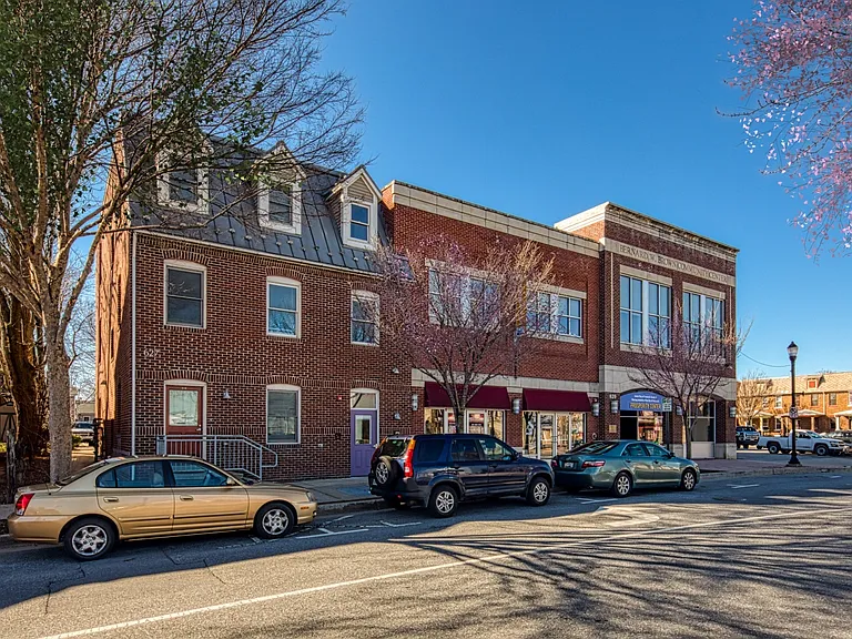 North Market South Carroll — Photo 4