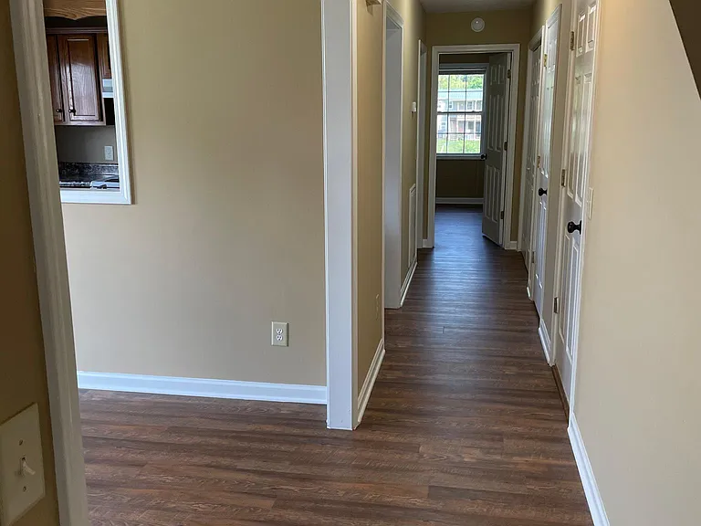 928 Nottingham Dr — Photo 14