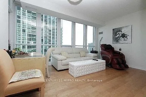18 Harbour St #3105 — Photo 4