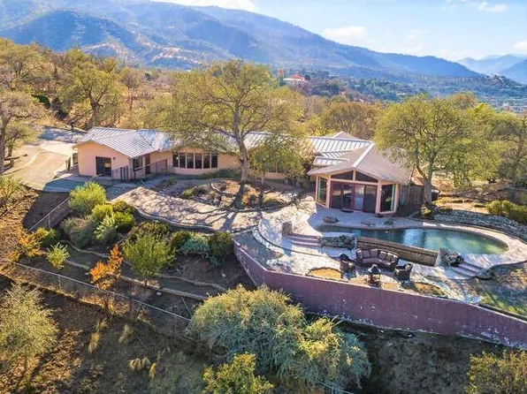44324 Noel Drive, Three Rivers, CA 93271