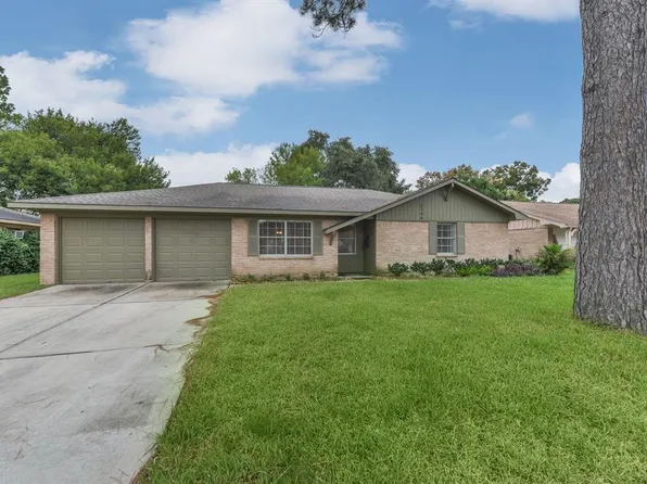 5746 Firenza Dr, Houston, TX 77035