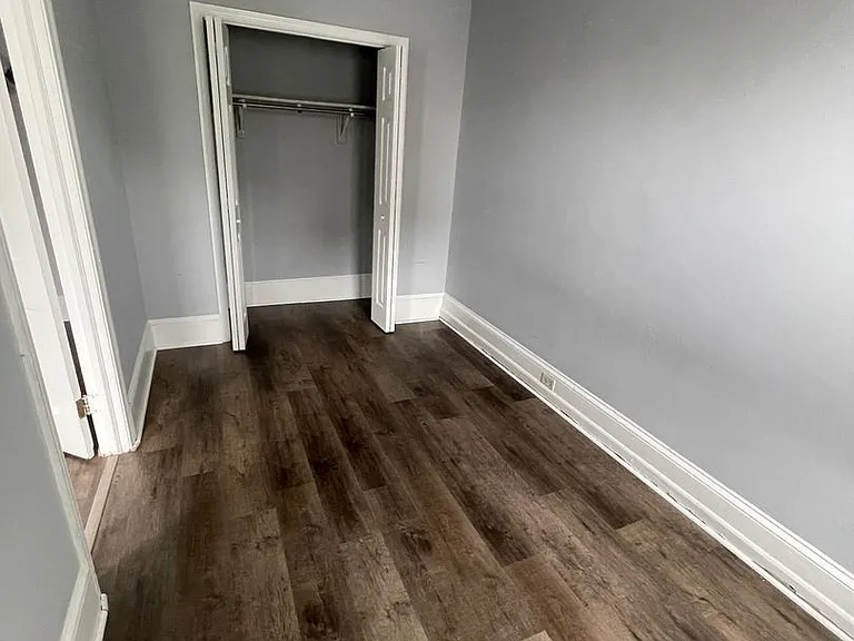 239 Bridge St — Photo 12