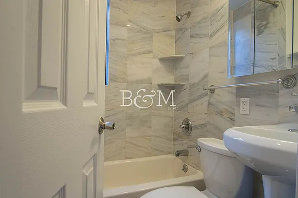 Rented by Brick&Mortar | media 16