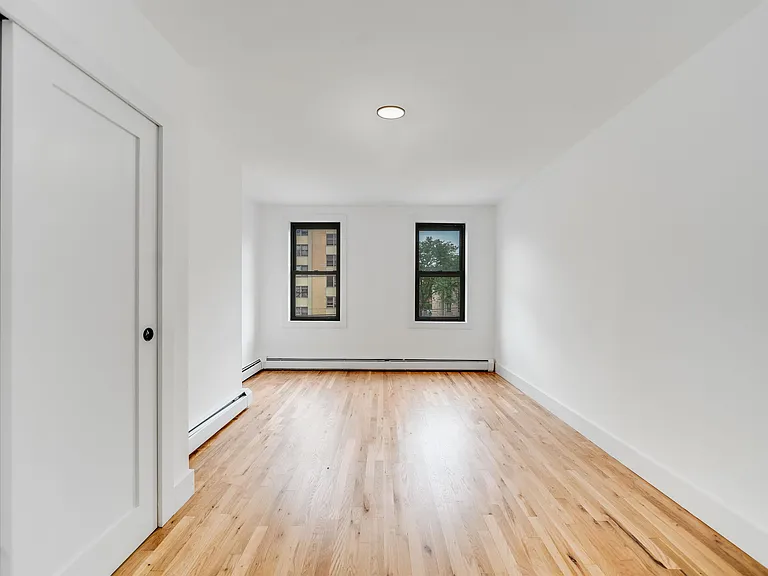 216 Jefferson St #6 — Photo 5