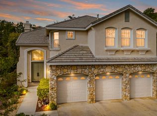 907 Ellesmere Way, Oak Park, CA 91377