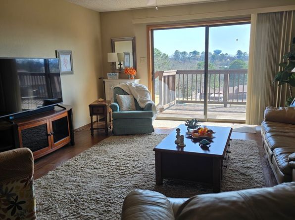 210 Carl Dr APT B6