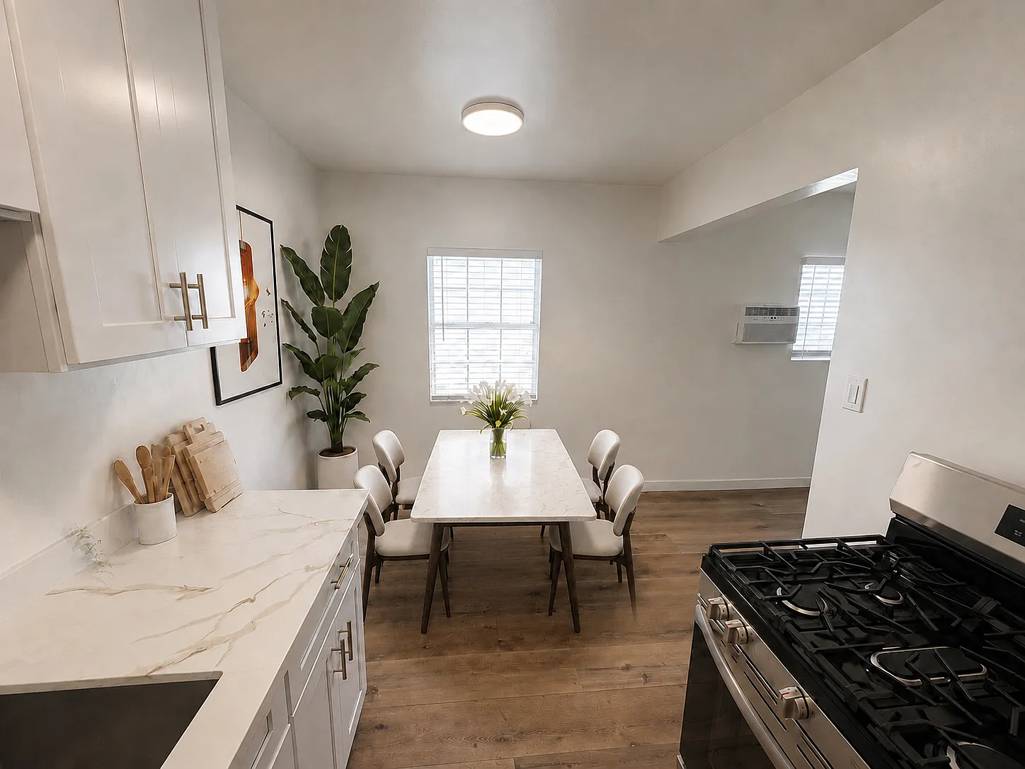 1 bed, 500 sqft, $1,850 — Photo 4