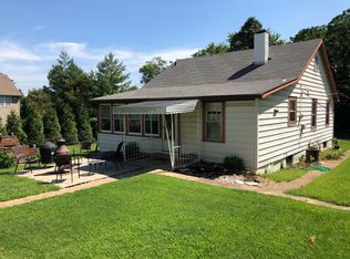 1045 Lindemann Rd, Saint Louis, MO 63131