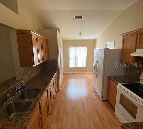 3rd image of 10520 Egret Haven Ln