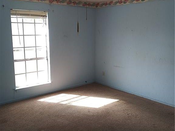 5th image of 6215 62nd Ave