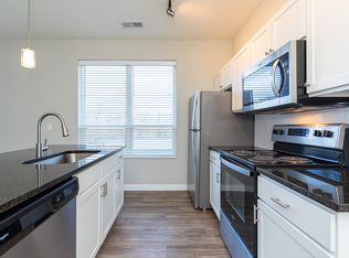 291 Graceland Blvd #C5-355-304, Columbus, OH 43214