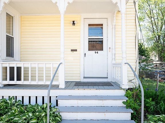 4th image of 94 Eutaw Ave