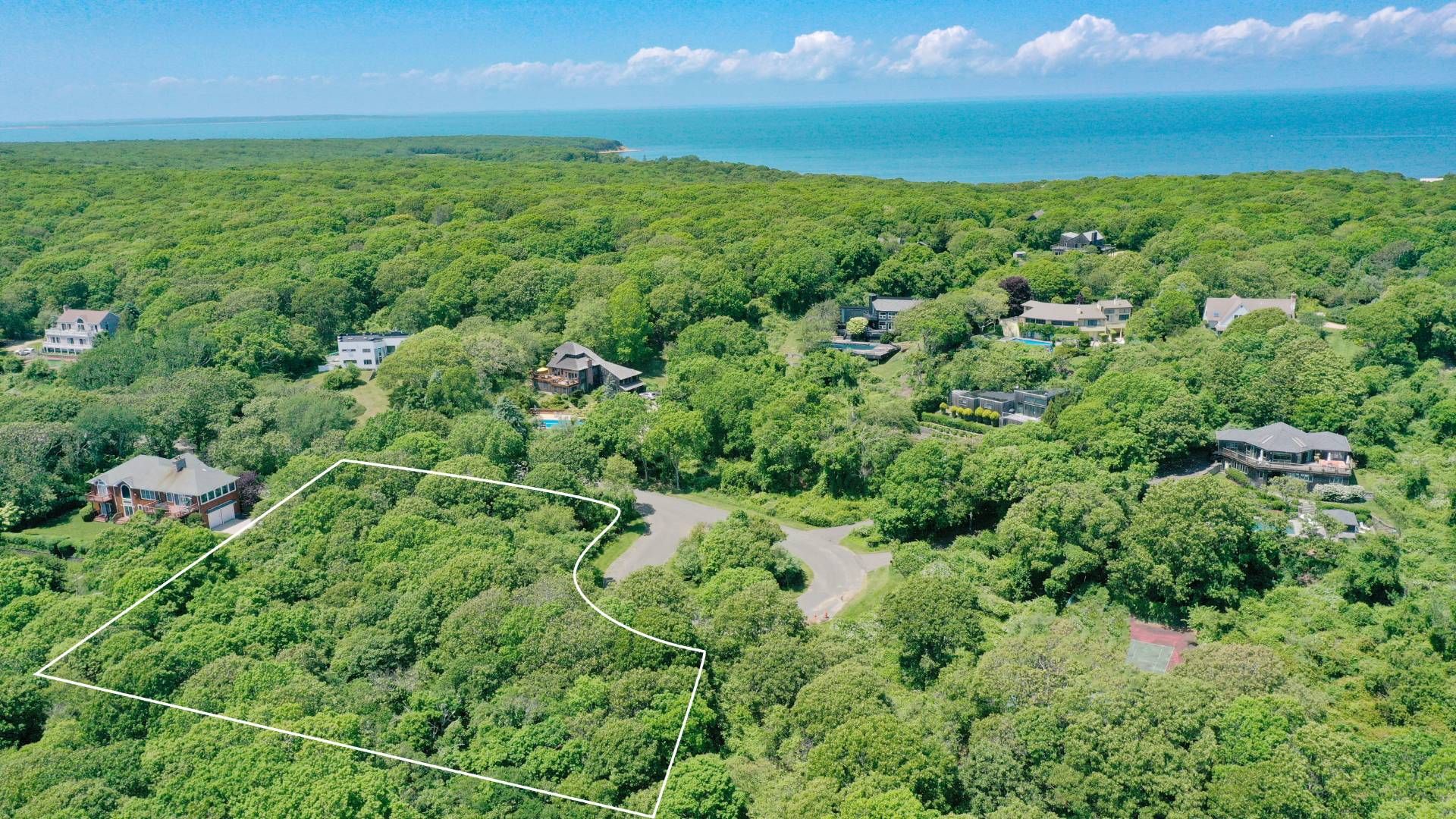 14-clearview-dr-in-montauk-out-east