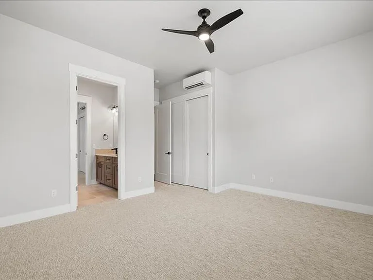 2319 Skyview Loop — Photo 11