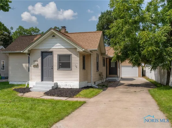 2408 Murray Dr, Toledo, OH 43613