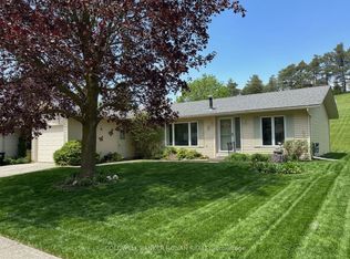 4 Tecumseth Pines Dr, New Tecumseth, ON L0G1W0