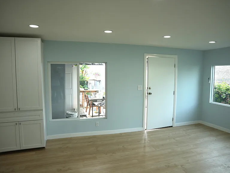 Living room looking from MBR