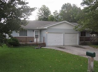 22 N Black River Rd, Croswell, MI 48422