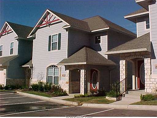2nd image of 1219 Canyon Creek (pvt) Cir