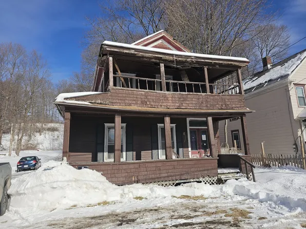 27 Hall St, North Adams, MA 01247