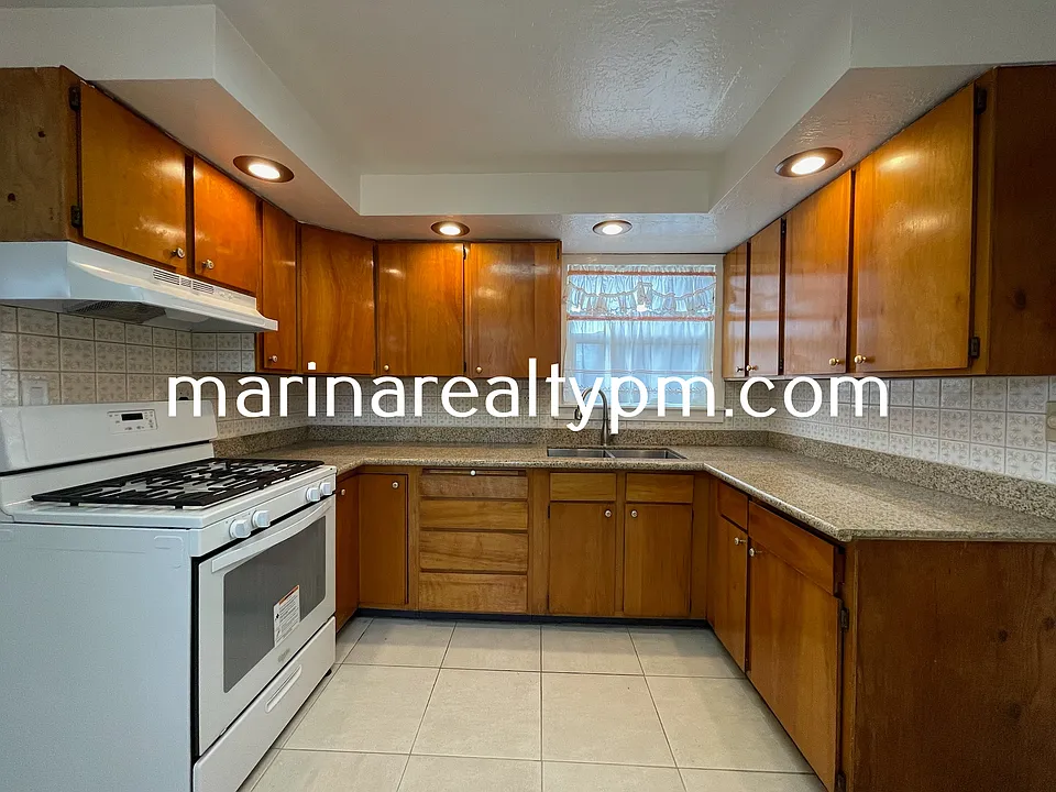 426 Springs Rd