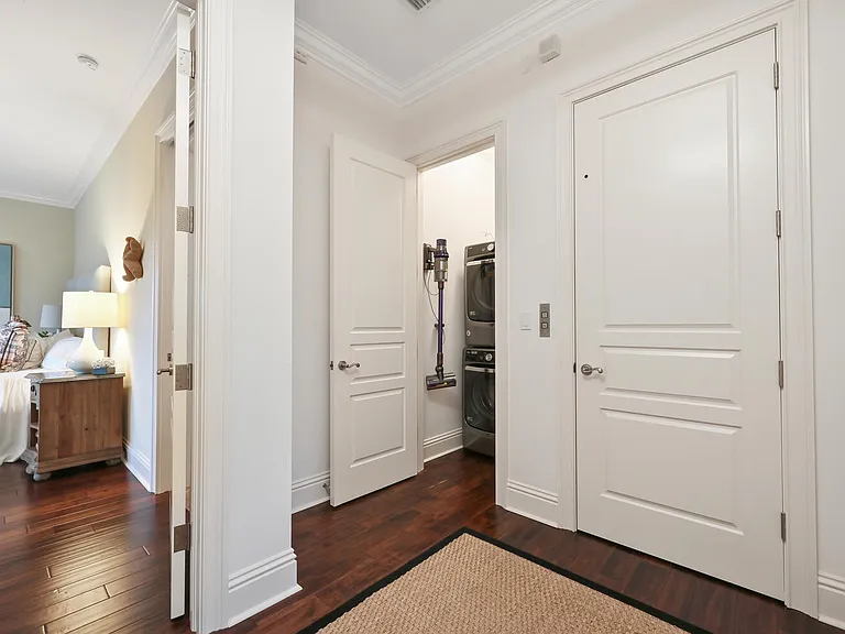 425 5th St S #A — Photo 29