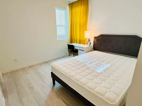 2942 S Halton Paseo, Ontario, CA 91761