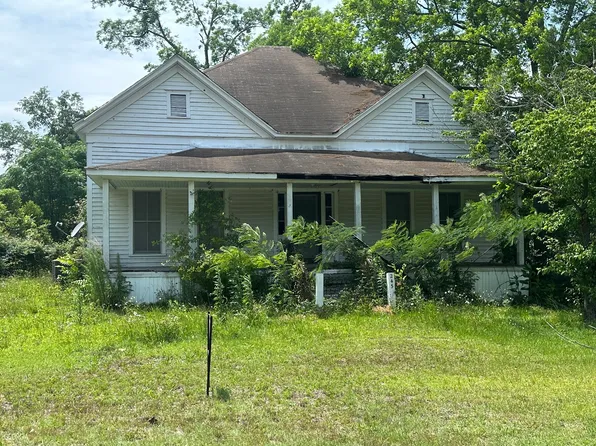 245 N Terrell St, Metter, GA 30439