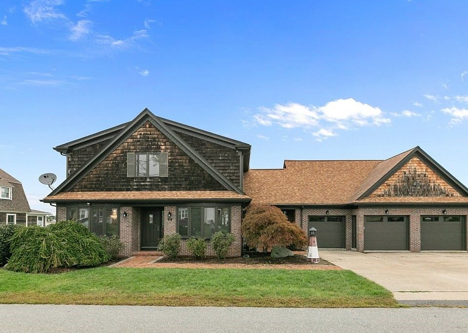 1st image of 68 Seaview Ave