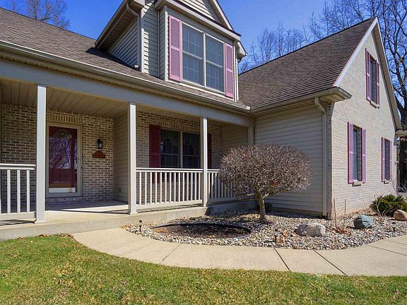 3rd image of 25651 Shorewood Ct