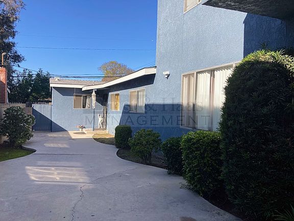 3rd image of 1859 Raymond Ave APT C