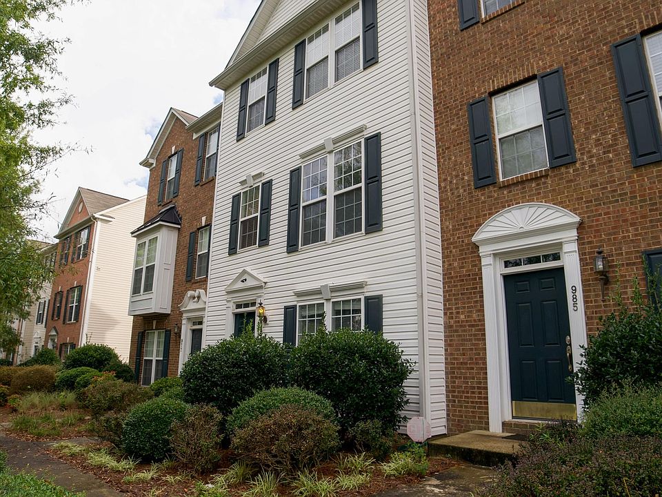 1st image of 981 Tiger Ln