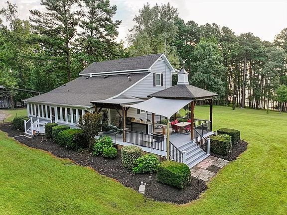 2nd image of 365 Thomas Trl