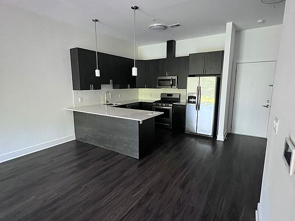 kitchen/living room