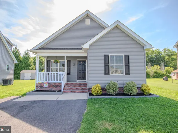 1906 N Old Mill Dr, Pocomoke City, MD 21851