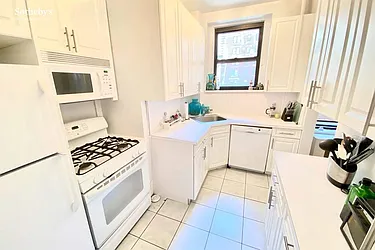 Rented by Sotheby's International Realty
