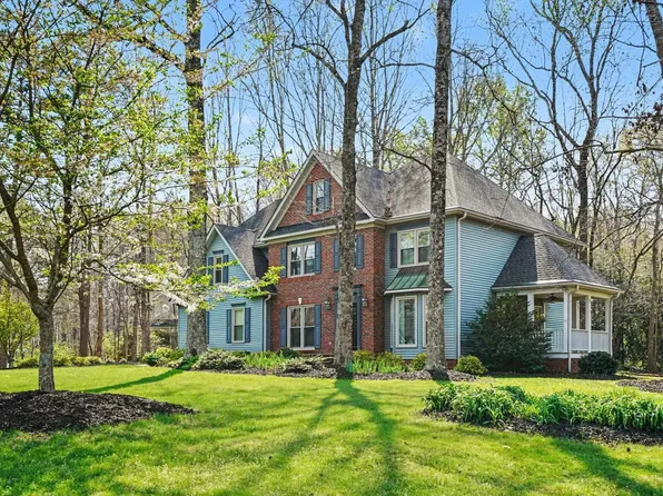 605 Shadow Oaks Dr, Easley, SC 29642