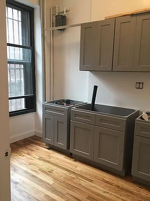 Rented by Warren T Real Estate Corp. | media 14