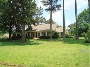 106 Sherry Rd, Tupelo, MS 38801