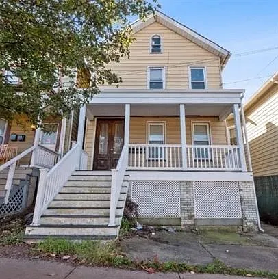 136 George St #2
